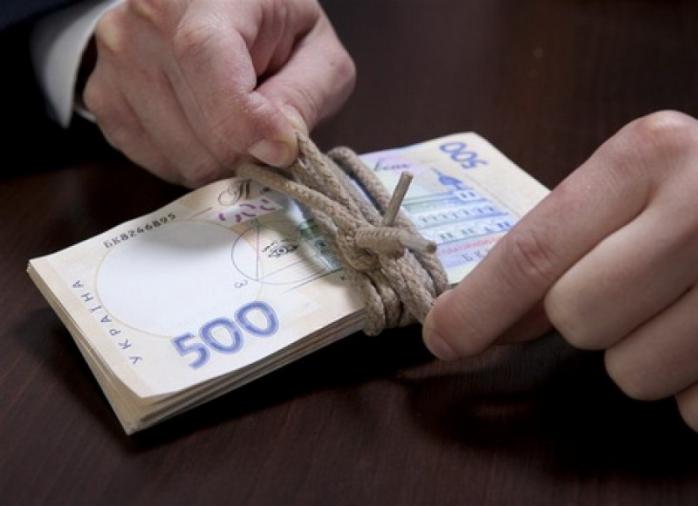 Налоги в Украине: что будет делать Зеленский с неплательщиками. Фото: 5 канал