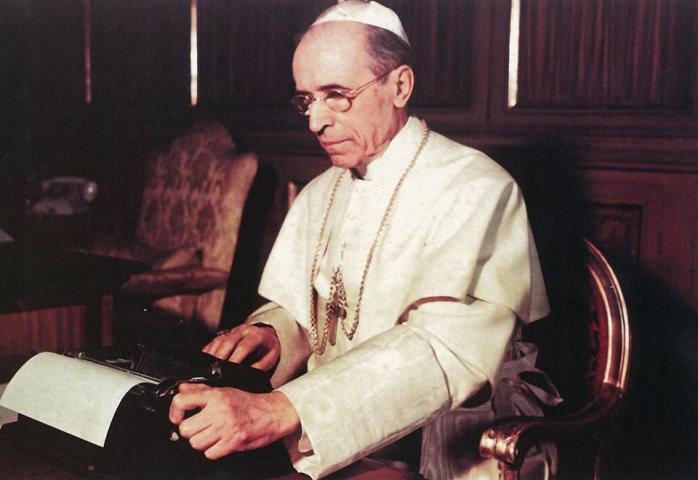 У Ватикані відкривають документи про Пія XII. Фото: Вікіпедія