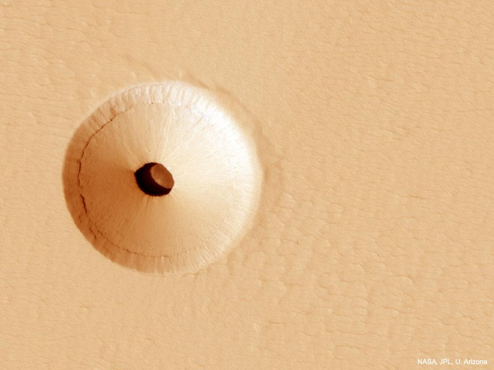 Отверстие на Марсе может быть следствием давней вулканической деятельности, фото: NASA