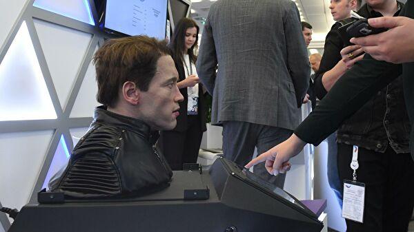 Шварценеггер требует от российской компании 10 млн долл. Фото: РИА