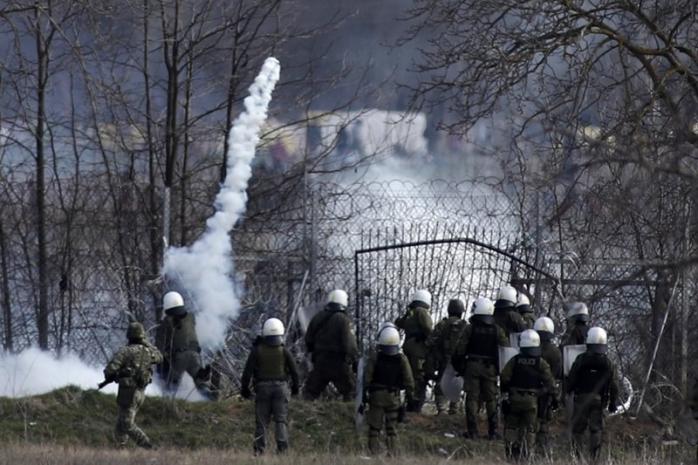 Столкновения на греко-турецкой границе. Фото: Associated Press