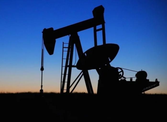 Нефтяная война: Ирак, Кувейт и ОАЭ поддержали Саудовскую Аравию и снизили цены, фото — Pixabay