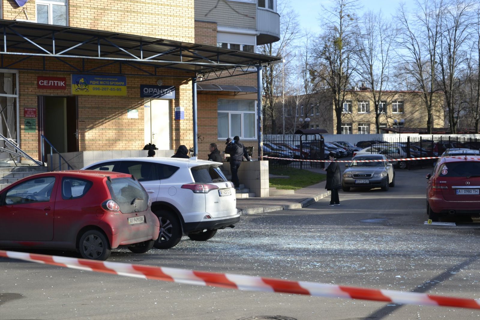 В Броварах произошел взрыв в отделении российского «Альфа-Банка», фото — "Мои Бровары"