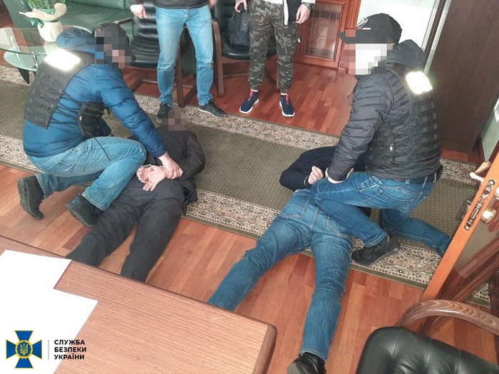Задержание взяточников. Фото: СБУ