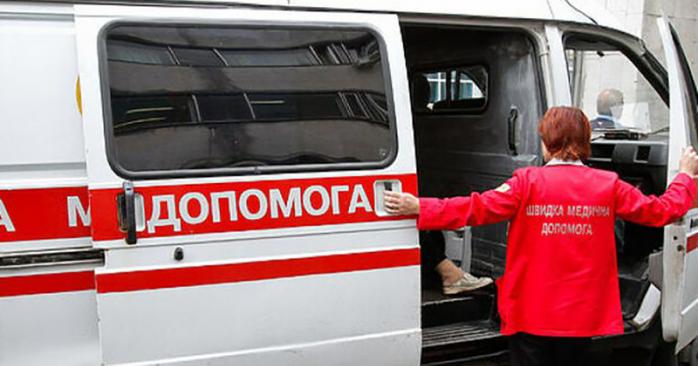 Бригаду «швидкої» відправили на карантин через брехню туристів. Фото: thumbor.my.ua