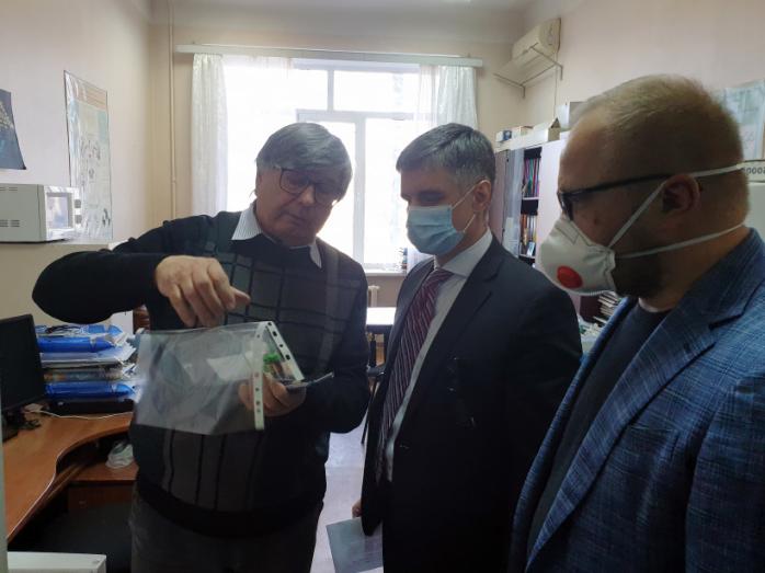 В Украине разработали свои тесты на коронавирус. Фото: Кабмин