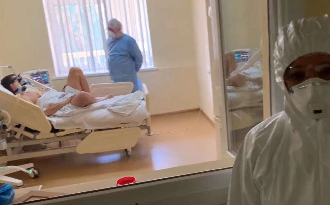 Кличко проінспектував Олександрівську лікарню і відвідав нардепа Шахова, скріншот відео