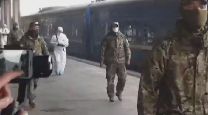 Операция «Эвакуация»: спецпоезд из Москвы прибыл в Киев, скриншот видео