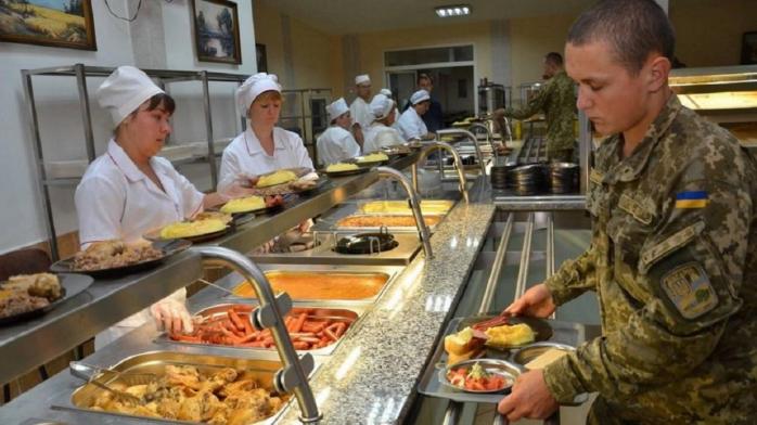 Рада підтримала законопроект про безперервне харчування в армії. Фото: 24 канал