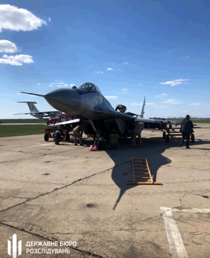 Винищувач МіГ-29 здійснив аварійну посадку в Запорізькій області. Фото: ДБР