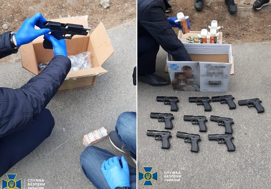 Продаж вогнепальної зброї криміналітету налагодив екс-беркутівець у Запоріжжі