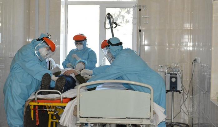 Коронавірус на Рівненщині виявили у трьох медсестер пологового відділення та двох вагітних