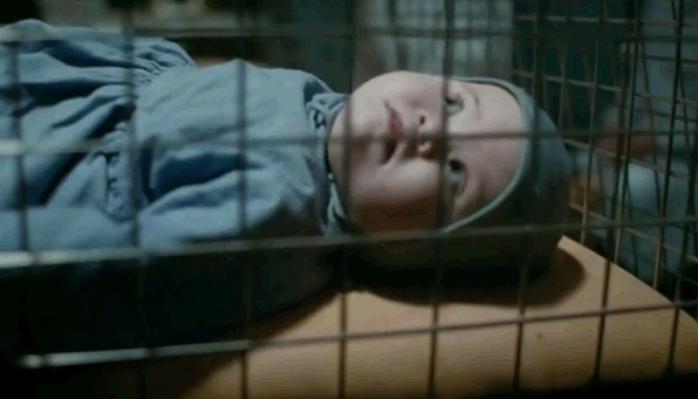 Режисер фільму «Дау. Дегенерація» прокоментував катування немовлят під час зйомок. Фото: Прямий
