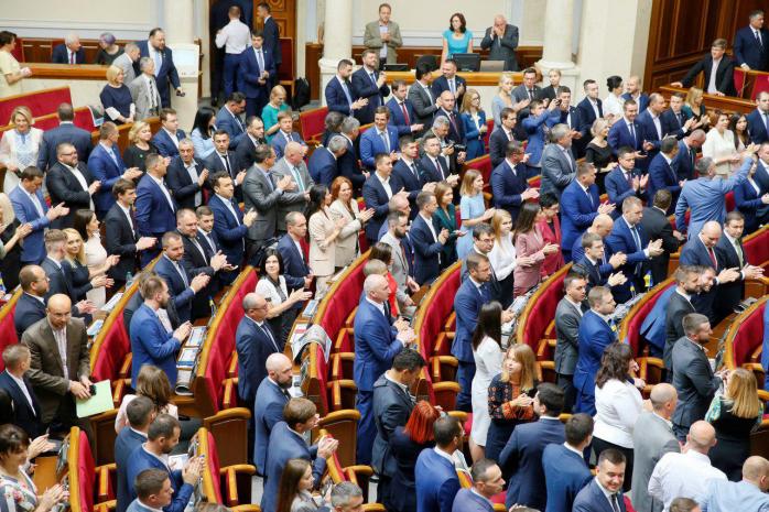 «Антиколомойский» закон Рада начнет рассматривать через две недели. Фото: 112 Украина