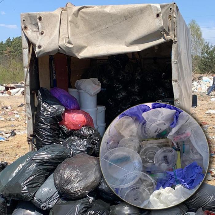 Опасные медицинские отходы выбрасывали на стихийные свалки, фото: Офис генпрокурора