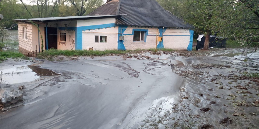 Злива на Вінниччині забрала життя чоловіка, підтоплено будинки і дороги