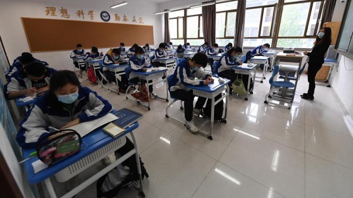 У провінції Хубей відновили роботу школи після епідемії. Фото: CGTN