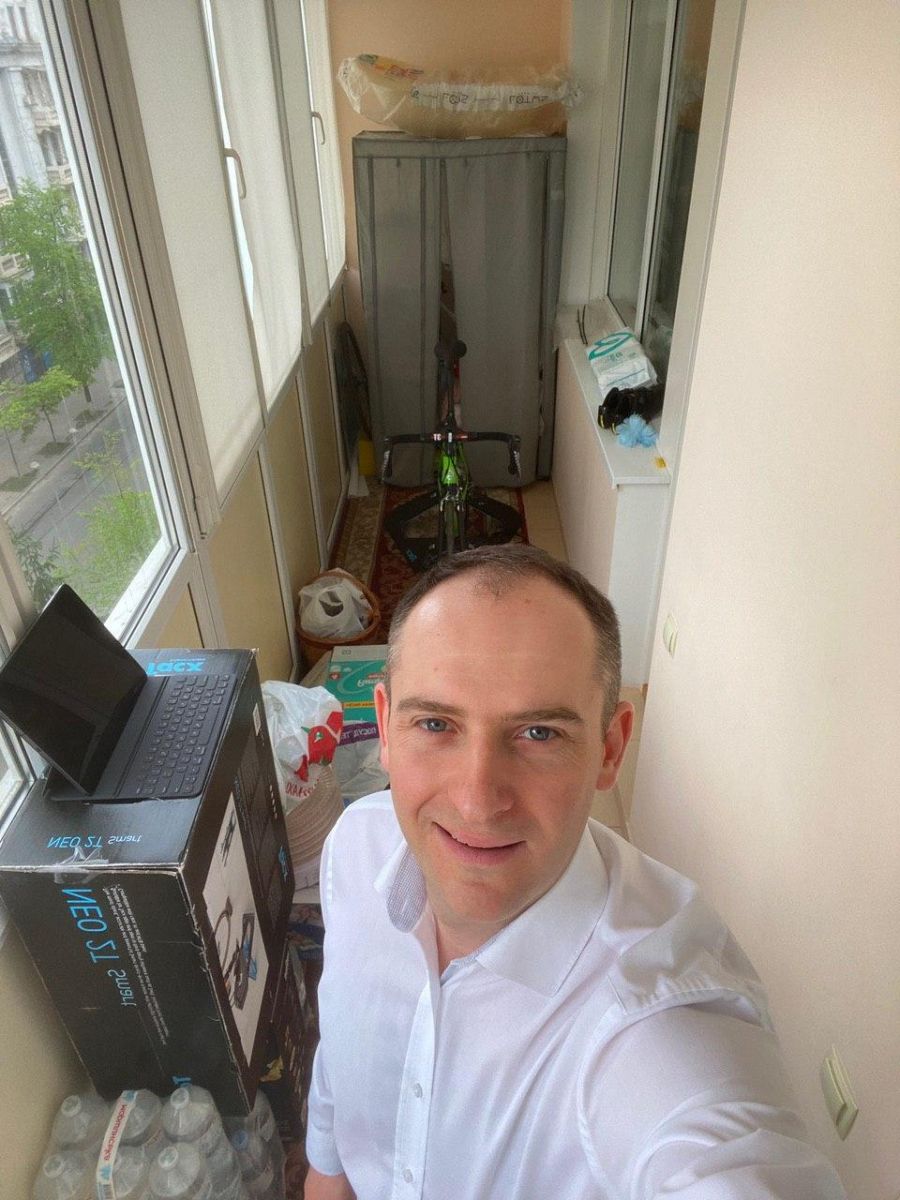 Верланов опубликовал фото из собственного дома. Фото: Telegram