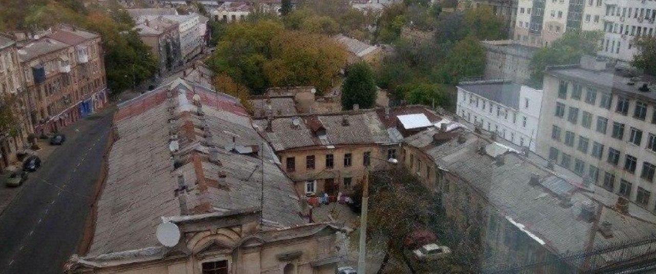 Обвал дома в Одессе: без крыши над головой остался 21 человек