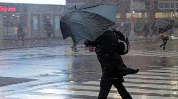 Синоптики объявили штормовое предупреждение в Киеве и области. Фото: bessarabiainform.com