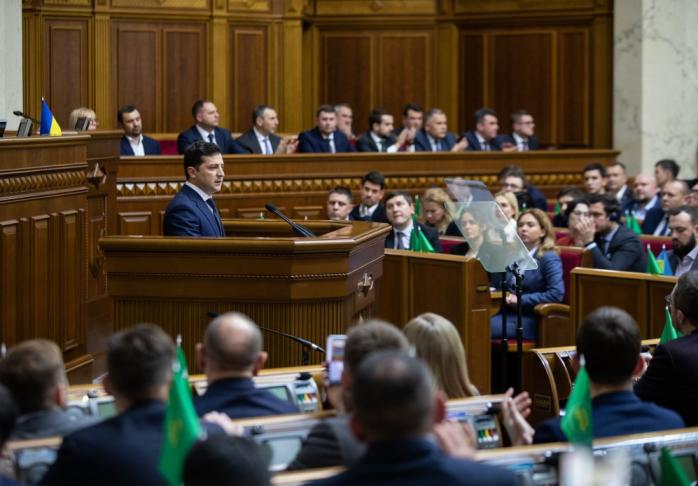 Новини України: Арахамія назвав емоційну причину візитів Зеленського в Раду