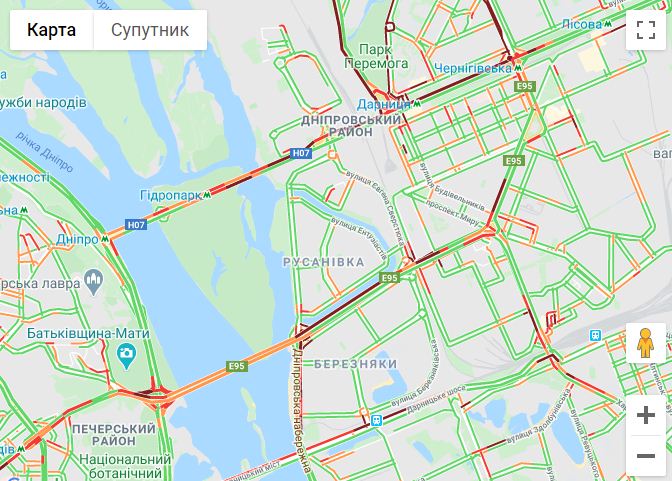  Колапс на дорогах у Києві: від ранку неможливо переїхати мости, карта — Google