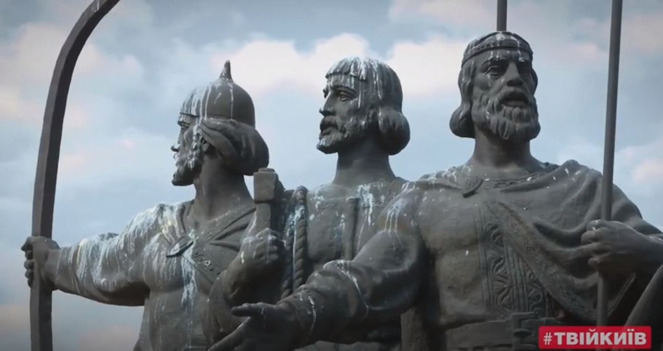 Кличко показал ролик ко Дню Киева с поющими памятниками, скриншот видео