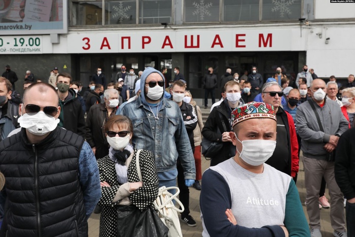 В Беларуси проходят массовые пикеты в поддержку оппозиционных кандидатов на пост президента. Фото: Радіо Свобода
