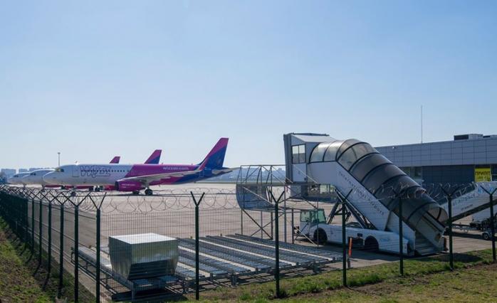 Аеропорт «Київ». Фото: Facebook