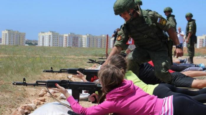 Дітей залучають у участі в бойових діях на Донбасі, фото: ТСН