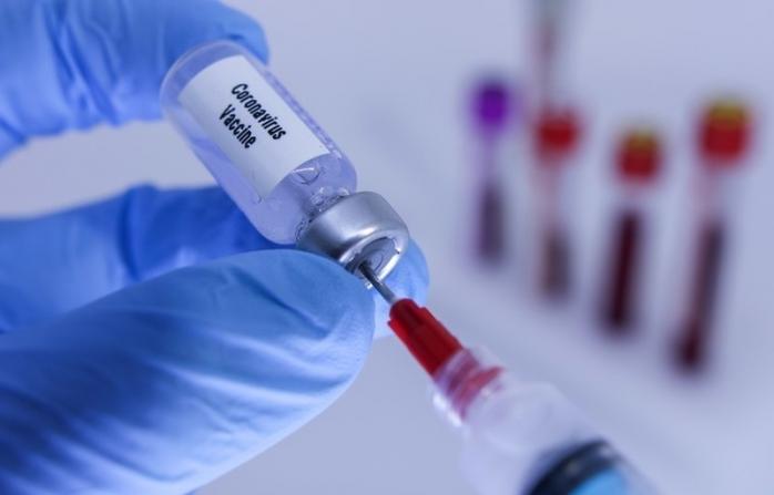 У Росії завтра почнуть випробовувати вакцину від коронавірусу на військових. Фото: Delo.ua