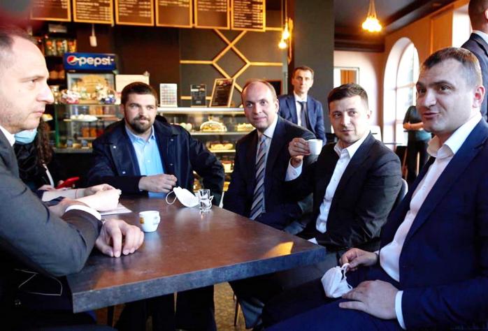 Рестораны и кафе в Киеве не откроются: в Минздраве назвали причину, фото — ОП