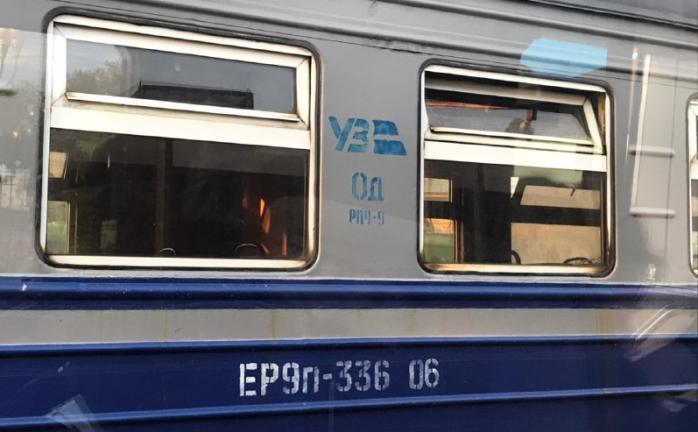 «Укрзализныця» возобновила движение поездов: репортаж о поездке во время пандемии