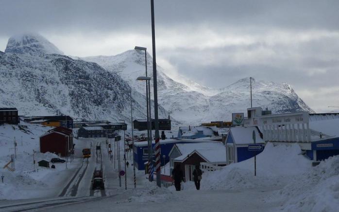 США присматриваются к Гренландии: Вашингтон открыл консульство на архипелаге, фото — Карточный домик