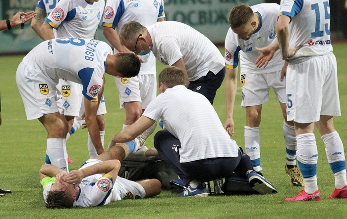 Сергій Сидорчук отримав важку травму. Фото: dynamo.kiev.ua