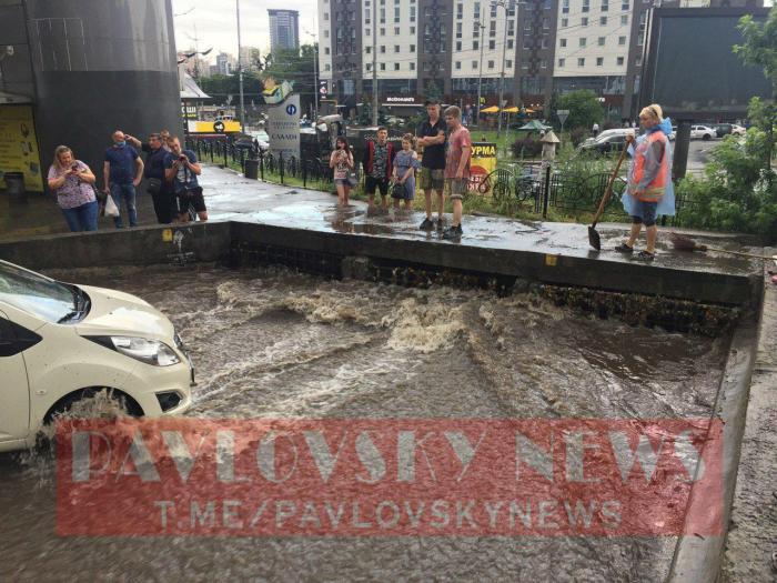 Последствия ливня в Киеве, фото: PavlovskyNews