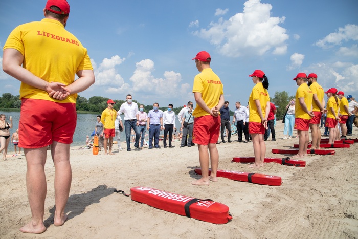 Кличко проинспектировал готовность пляжей к купальному сезону. Фото: КГГА