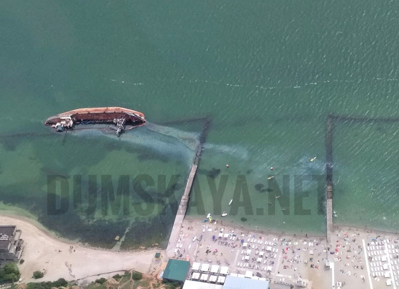 Розлив нафти біля берегів Одеси. Фото: Думська