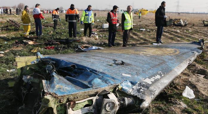 Наслідки авіакатастрофи в Ірані, фото: IRNA