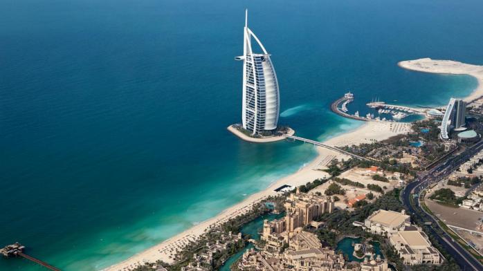Дубай открывает границы для туристов. Фото: Euronews