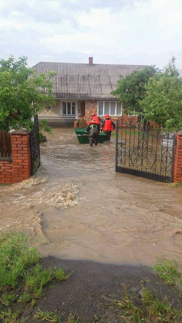 Непогода в Украине. Фото: МВД