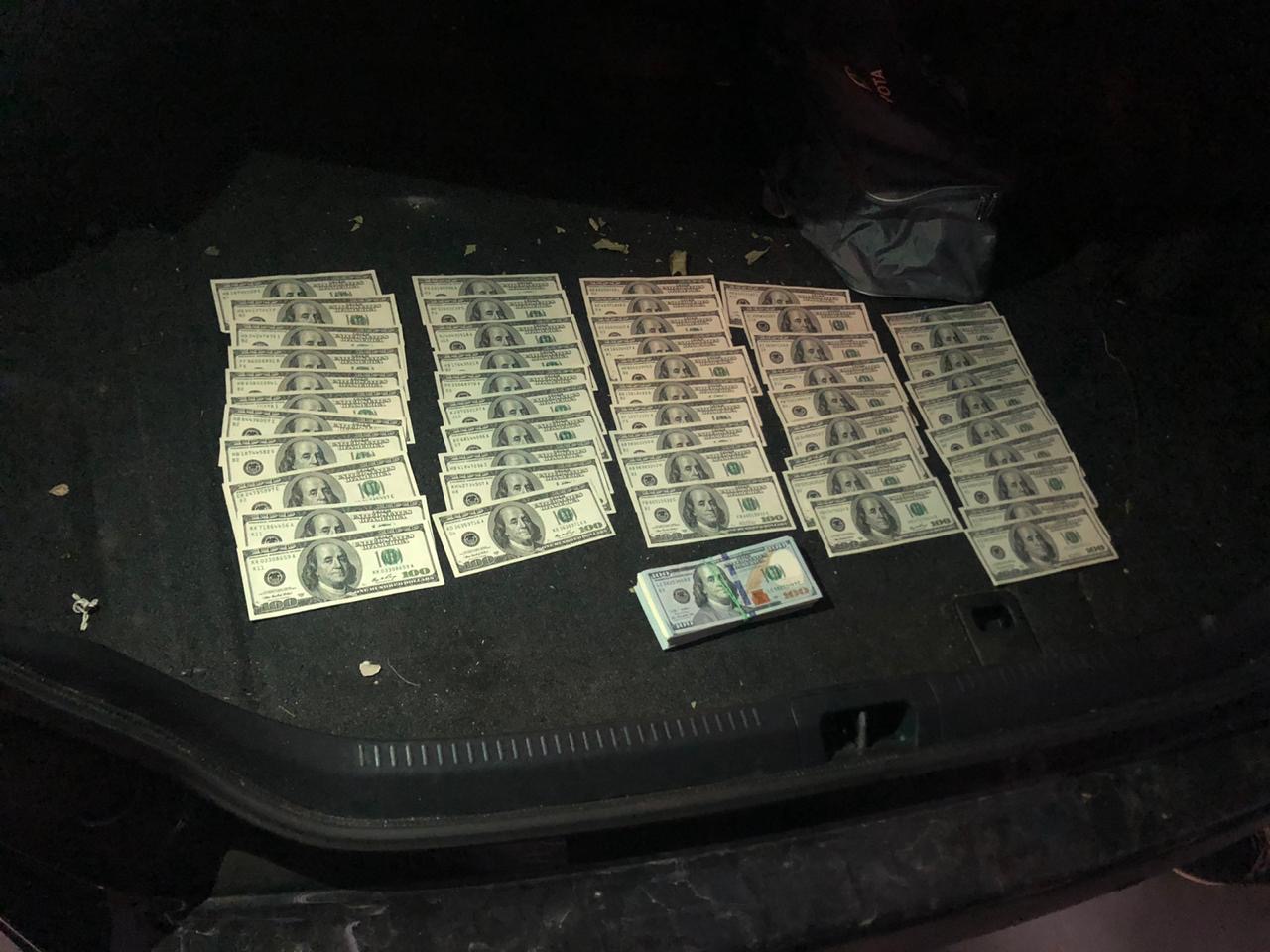 25 тыс. долл. за должность в НБУ — на взятке задержали топ-мошенника, фото — Офис генпрокурора