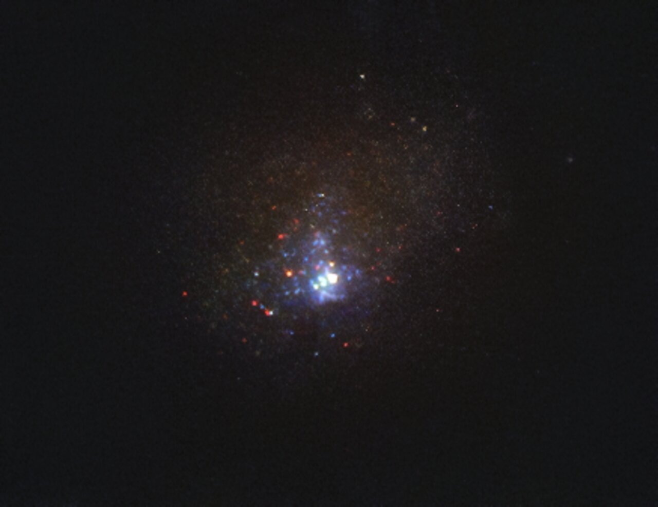 Фото галактики Кінман, зроблене телескопом «Габбл» у 2011 році, коли там ще була зникла зірка, фото: ESO