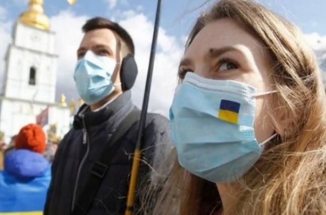 45 тыс. больных COVID-19 — как Украина встретила пятый месяц пандемии (КАРТА)