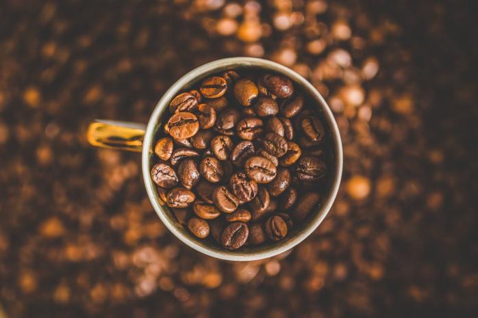 Гигантское количество кофеина убило мужчину в Британии. Фото: Pexels