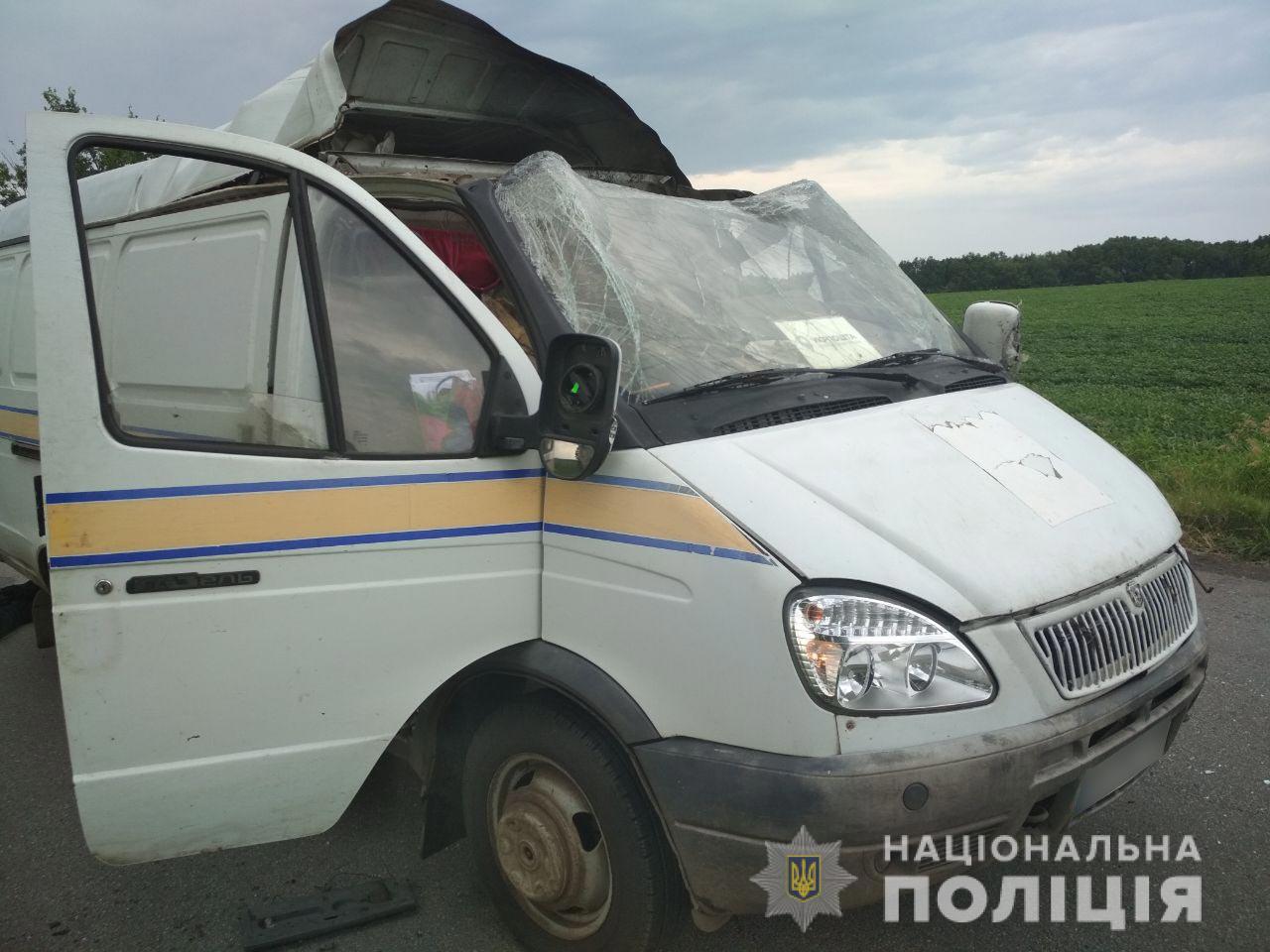 На Сумщине взорвали автомобиль «Укрпочты». Фото: Нацполиция, офис генпрокурора