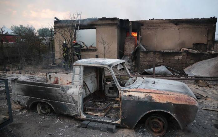 Апокаліптичні фото стихії на Луганщині показали вогнеборці — пожежі на Луганщині