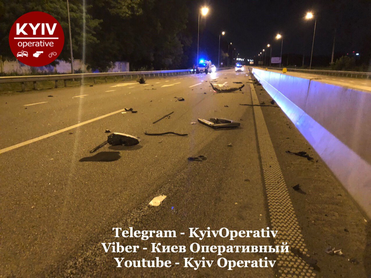П'яну ДТП влаштував поліцейський, уламки машини розкидало на сотні метрів. Фото: Київ оперативний
