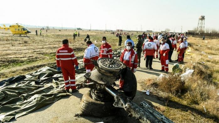 Нову причину авіакатастрофи літака МАУ назвав Тегеран. Фото: Інформатор Київ