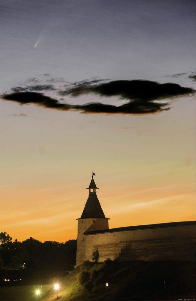 Комета Neowise. Фото: BitukMedia у Телеграм